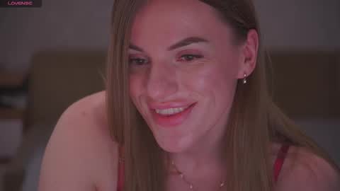 Sophie online show from 12/18/25, 10:16