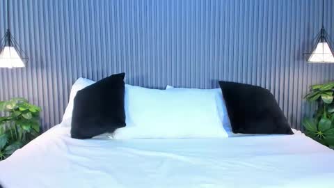 Karine online show from 12/22/25, 11:40