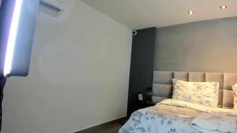 VANNA  online show from 10/01/25, 07:31