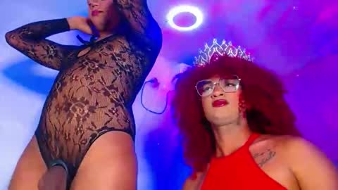 vannesa01 online show from 10/18/25, 07:47