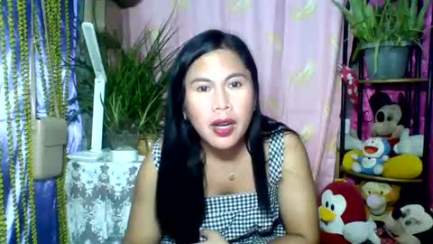 Snapshot of vannesa_0910 chatting on 07/10/26, 05:15 vannesa_0910 online show from 07/10/26, 05:15