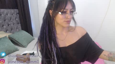 Vannesa Summer  online show from 01/01/25, 07:21