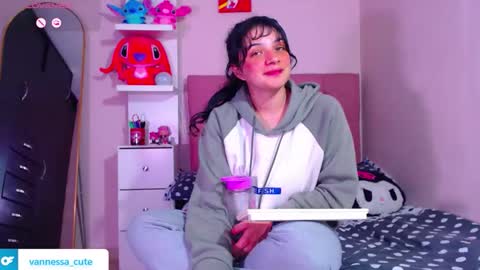 Vanesa online show from 11/28/25, 12:13