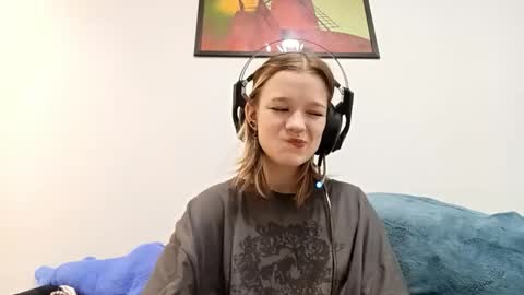 Viola online show from 09/25/25, 11:47