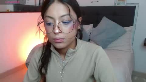 vane online show from 10/14/25, 07:36