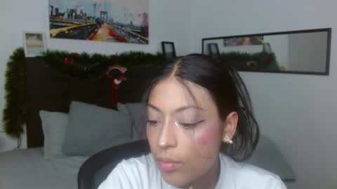 vane online show from 12/22/25, 08:39