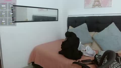 Snapshot of vannesweet_ chatting on 06/14/26, 07:49 vane online show from 06/14/26, 07:49