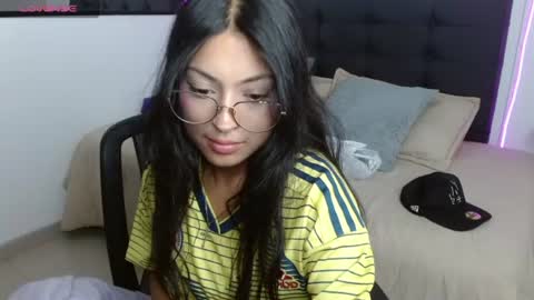 Snapshot of vannesweet_ chatting on 06/27/26, 09:09 vane online show from 06/27/26, 09:09