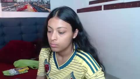 Snapshot of vannesweet_ chatting on 07/07/26, 02:10 vane online show from 07/07/26, 02:10