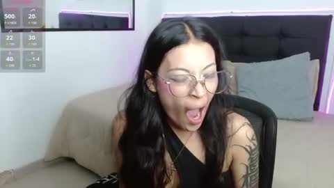 Snapshot of vannesweet_ chatting on 07/13/26, 09:06 vane online show from 07/13/26, 09:06
