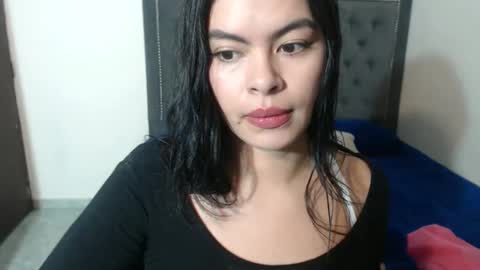 Snapshot of vannsexporn chatting on 12/18/24, 08:36 Vannesa online show from 12/18/24, 08:36