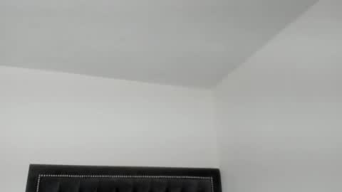 Snapshot of vannsexporn chatting on 01/16/25, 03:45 Vannesa online show from 01/16/25, 03:45