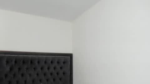 Snapshot of vannsexporn chatting on 02/27/25, 03:25 Vannesa online show from 02/27/25, 03:25