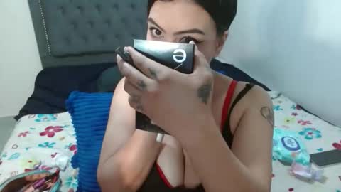 Vannesa online show from 03/18/26, 01:20