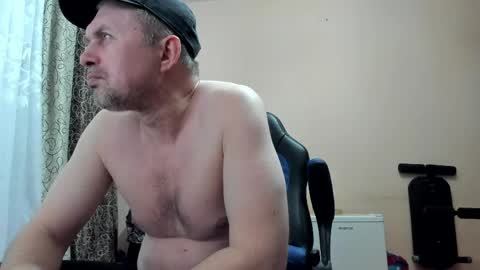 Snapshot of vano_822 chatting on 04/26/26, 04:37 vano_822 online show from 04/26/26, 04:37