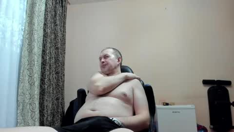Snapshot of vano_822 chatting on 05/01/26, 05:28 vano_822 online show from 05/01/26, 05:28