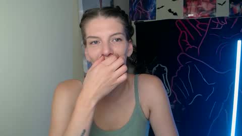 Vanessa online show from 09/28/25, 06:19