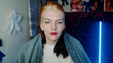 Snapshot of vanrey_ chatting on 02/04/26, 02:12 Vanessa online show from 02/04/26, 02:12