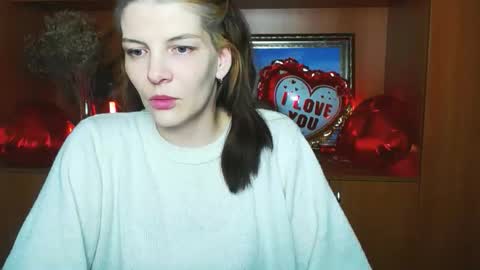 Snapshot of vanrey_ chatting on 02/14/26, 06:43 Vanessa online show from 02/14/26, 06:43