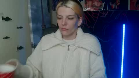 Snapshot of vanrey_ chatting on 05/01/26, 09:03 Vanessa online show from 05/01/26, 09:03