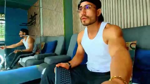 Vans Ross online show from 02/13/26, 07:10