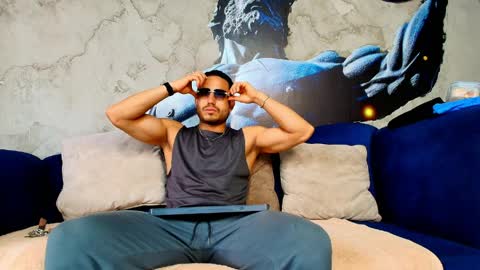 Vans Ross online show from 04/02/26, 02:04