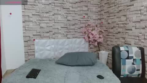 Snapshot of vanse_lust chatting on 02/11/25, 02:03 Karuna online show from 02/11/25, 02:03