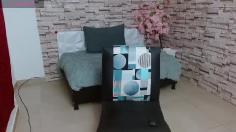 Snapshot of vanse_lust chatting on 02/11/25, 11:12 Karuna online show from 02/11/25, 11:12