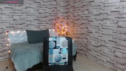 Snapshot of vanse_lust chatting on 03/07/25, 10:43 Karuna online show from 03/07/25, 10:43