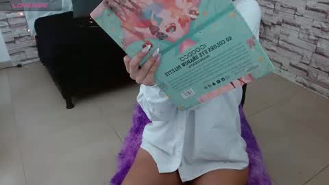 Snapshot of vanse_lust chatting on 09/18/25, 06:21 Karuna online show from 09/18/25, 06:21