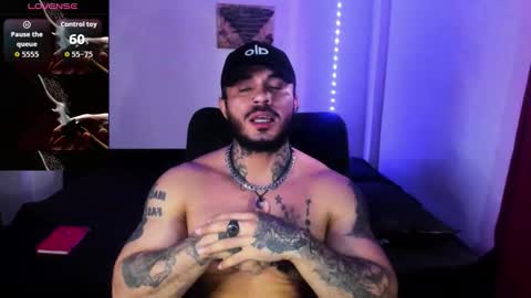 vanvelckan_ online show from 10/15/25, 06:08