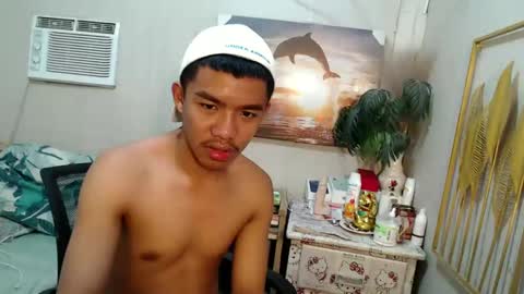 vanxxx2005 online show from 03/05/25, 11:06