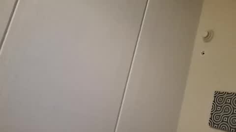 Vanyllaice online show from 12/16/25, 04:17