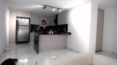 varenka_ivanova22 online show from 04/07/26, 03:51