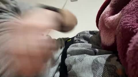 Snapshot of vasi311299 chatting on 11/18/25, 05:17 vasi311299 online show from 11/18/25, 05:17