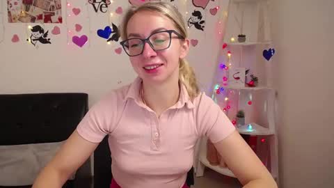 Snapshot of vasilisasii chatting on 01/25/25, 06:34 Vasilisa online show from 01/25/25, 06:34