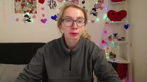 Snapshot of vasilisasii chatting on 03/12/25, 06:07 Vasilisa online show from 03/12/25, 06:07