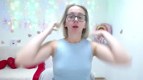 Snapshot of vasilisasii chatting on 09/12/25, 05:07 Vasilisa online show from 09/12/25, 05:07