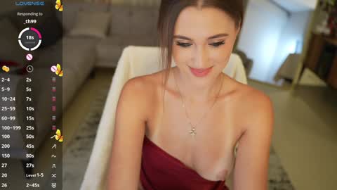 Snapshot of vasillisa chatting on 12/07/24, 07:43 Vasilisa online show from 12/07/24, 07:43