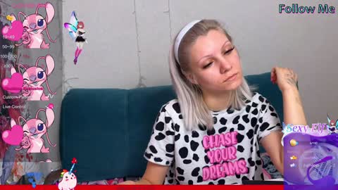 Vasya Sylvia online show from 12/17/24, 10:23