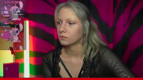 Snapshot of vasya_sylvia chatting on 06/17/26, 06:42 Vasya Sylvia online show from 06/17/26, 06:42
