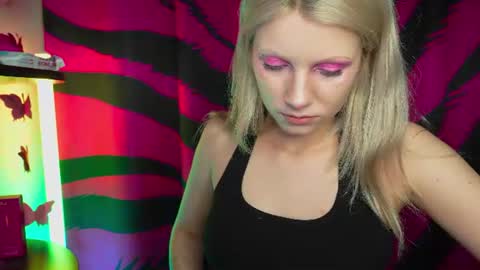 Snapshot of vasya_sylvia chatting on 07/19/26, 11:36 Vasya Sylvia online show from 07/19/26, 11:36