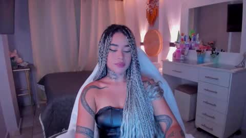 Vayolett Bass online show from 02/02/26, 09:19