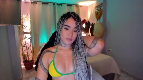 Vayolett Bass online show from 06/01/26, 07:43