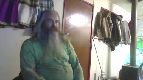 Snapshot of vbeetz123 chatting on 05/30/26, 06:27 Vbeetz 123-oldest-aus-outlaw online show from 05/30/26, 06:27
