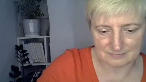 vea_motty online show from 04/14/26, 04:35