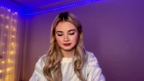 Monika online show from 02/07/26, 01:04