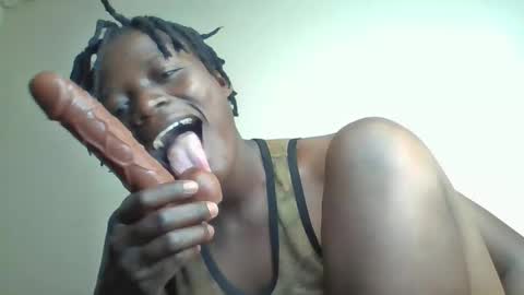 Vee tommy online show from 12/02/25, 01:55