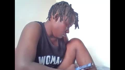 Snapshot of vee_tommy chatting on 05/28/26, 09:17 Vee tommy online show from 05/28/26, 09:17