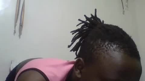 Snapshot of vee_tommy chatting on 08/07/26, 12:56 Vee tommy online show from 08/07/26, 12:56